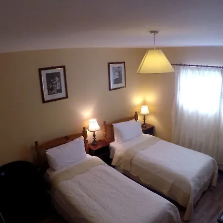 Castleview Golf Course Bed & Breakfast 3*